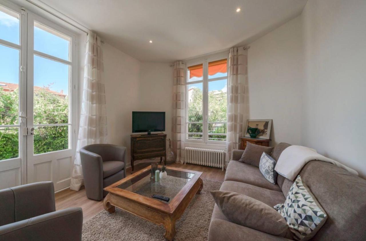 Les Nefliers Vakantiehuis